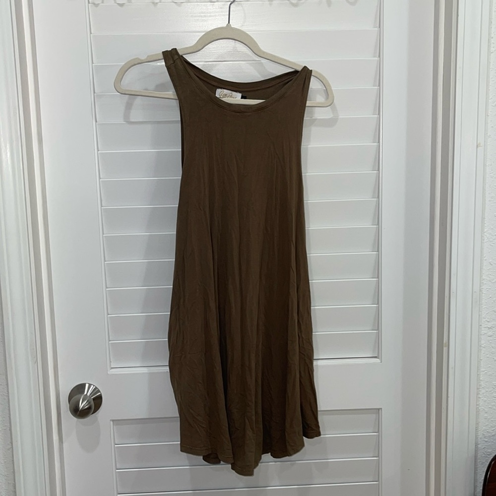 Ava Sky taupe sleeveless jersey dress knee length glare with pockets